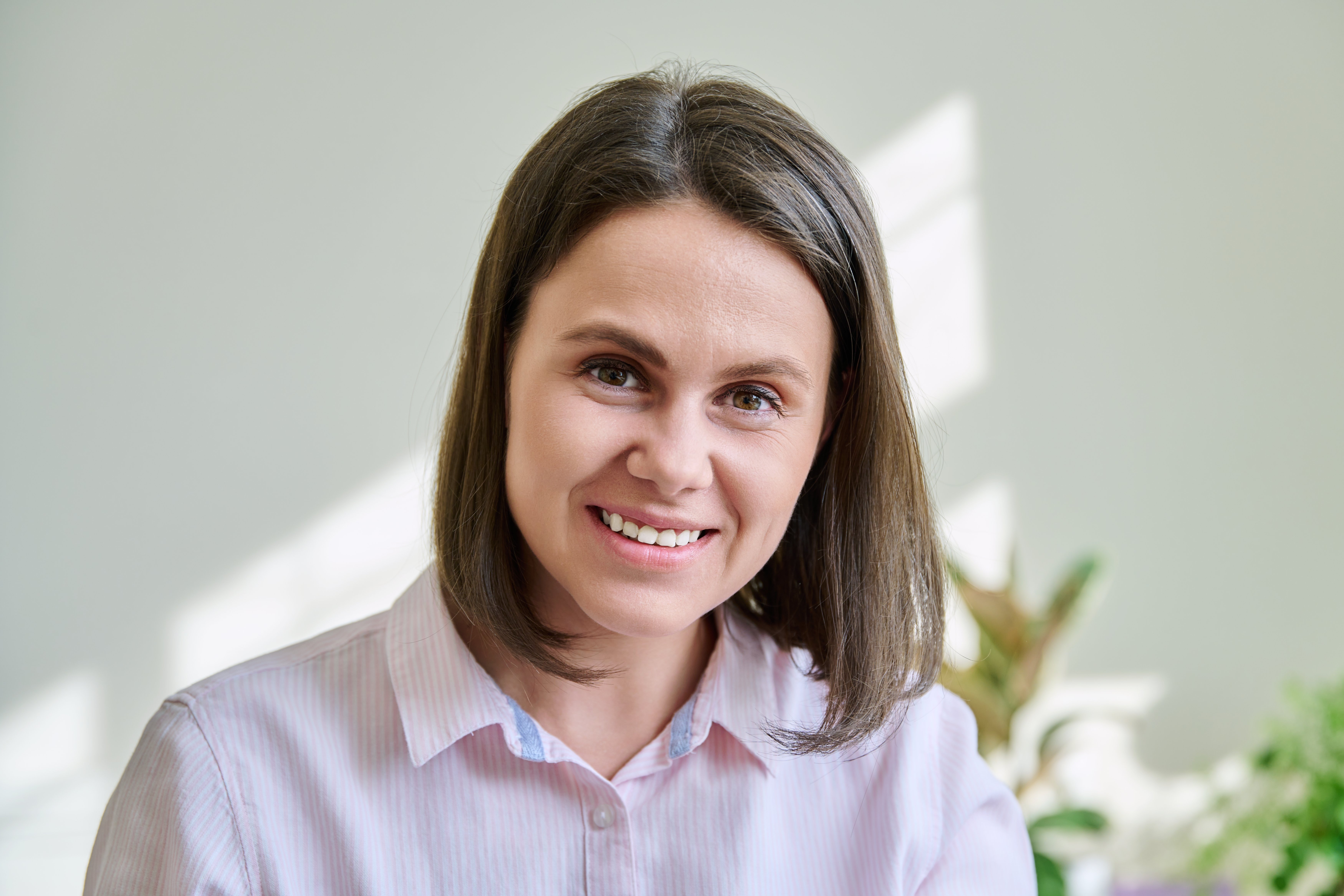 Porträt der Autorin Sara Roberts